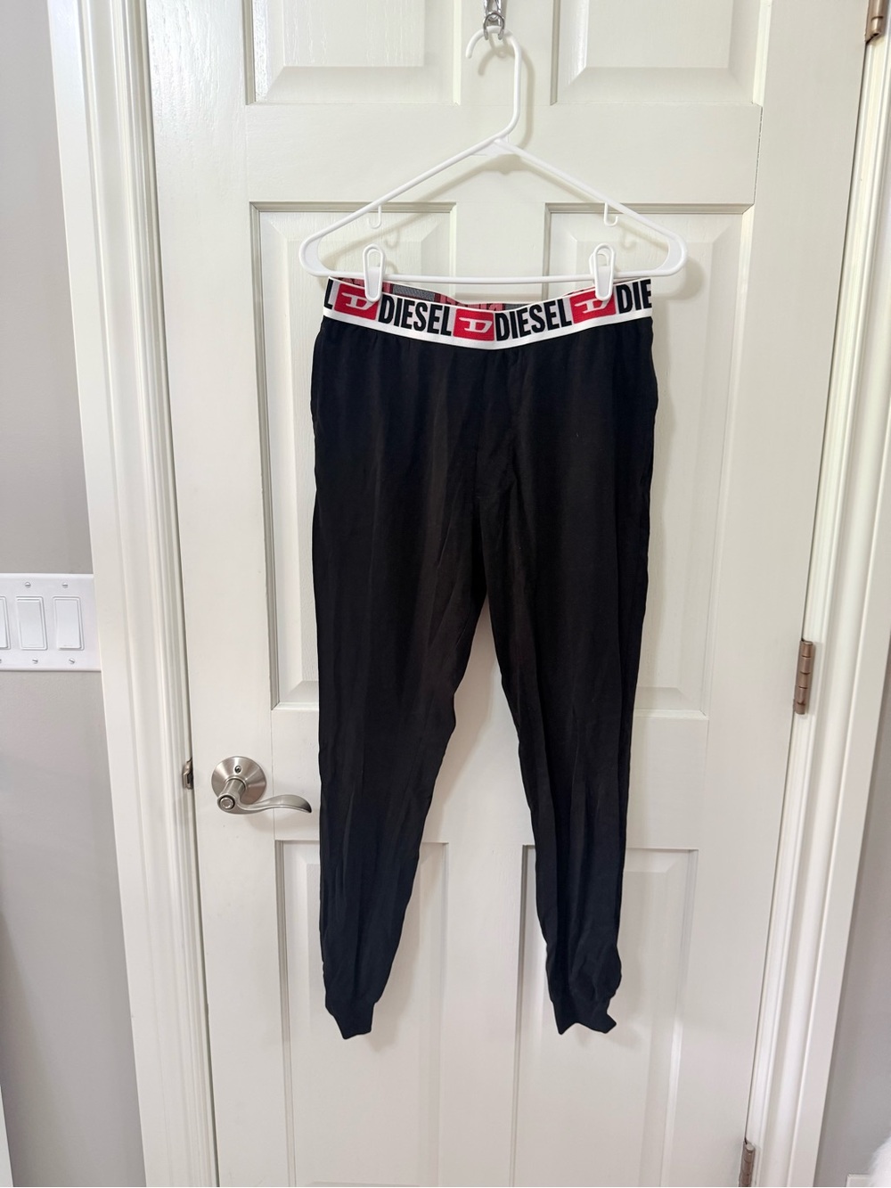 Diesel | Black Logo-Trim Jogger Pants